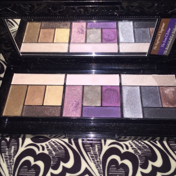 Too Faced - The Return of Sexy eyeshadow palette