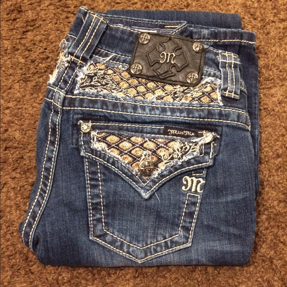 Jeans - Picture 2 of 4