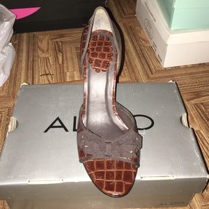 Gently worn Brown 3" open toes heels