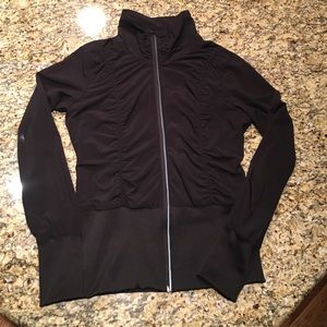 H&M sport wear active jacket like new