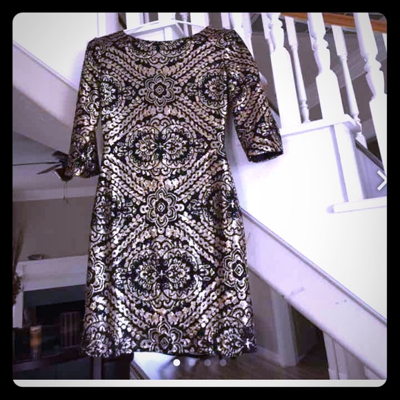 SOLD ON Ⓜ️Black and gold Ark & Co Dress - Picture 1 of 1