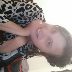 Meet your Posher, Alicia