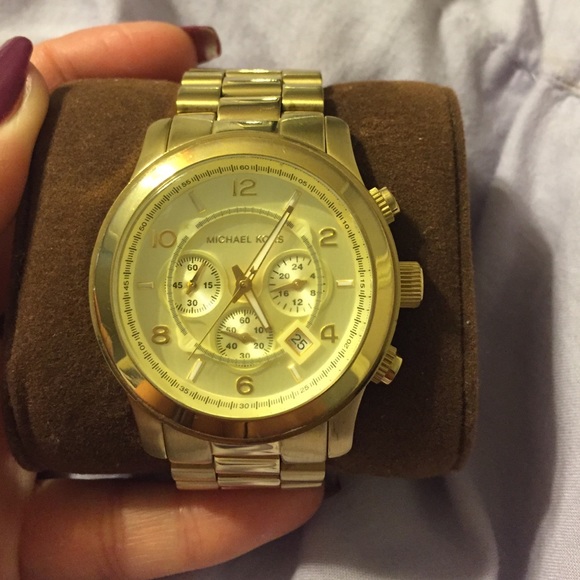 🚯🚯Sold🚯🚯michael kors Authentic gold watch