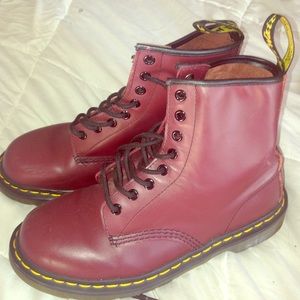 Doc Martens Air Wair boots in Burgundy