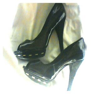 Super sexy BC generation peep toe heels