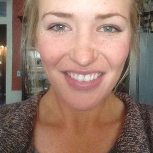 Meet your Posher, Hillary