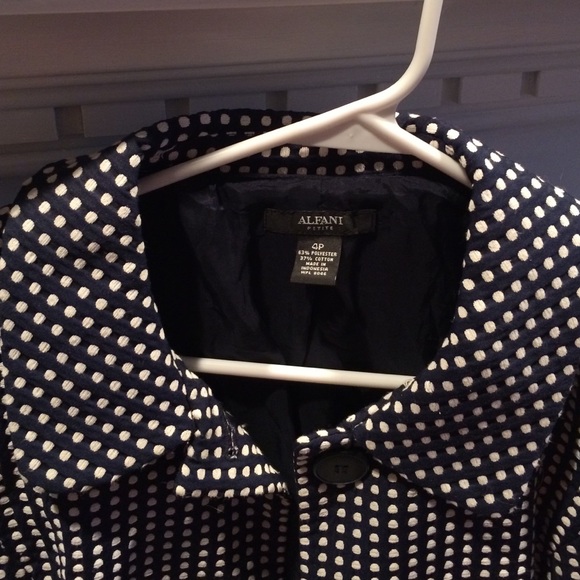 Classy & Adorable Alfani Navy Polka Dot Sz 4P - Picture 3 of 4
