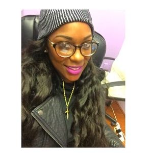 Meet your Posher, Foluke