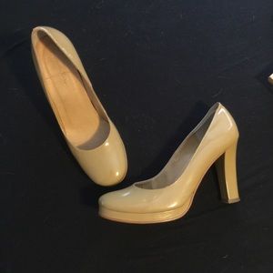 Perfectly cute Heels