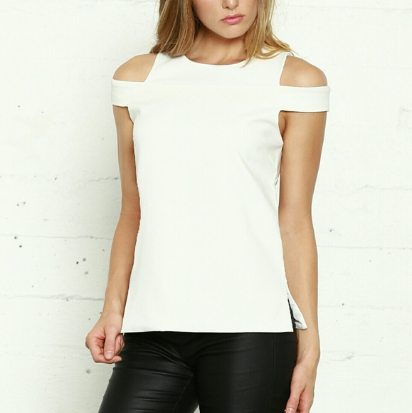 Tops - Ivory white cold shoulder top