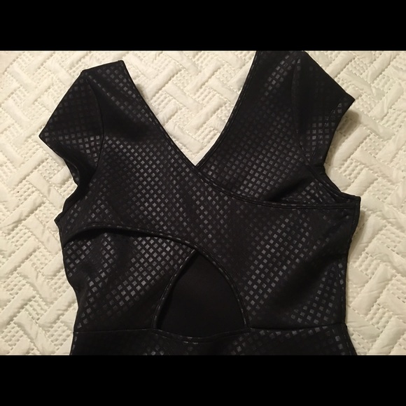 Flared dress from Bebe - Picture 4 of 4