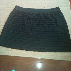 Torrid Black ruffle skirt