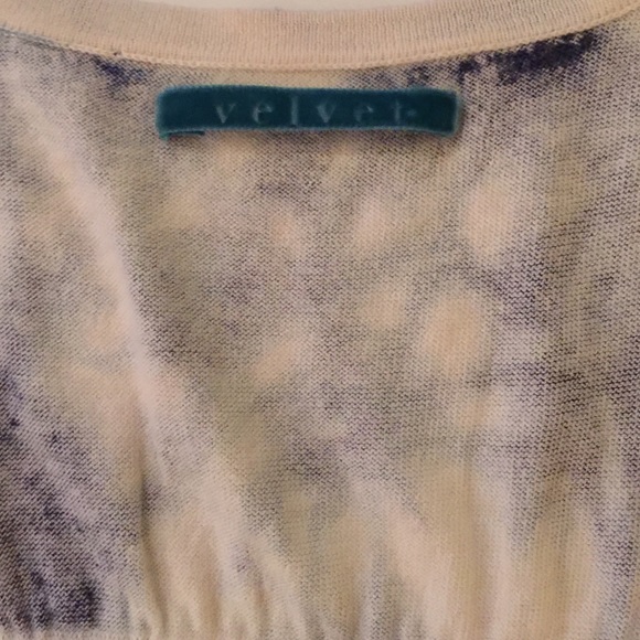 Velvet brand cashmere tank - Picture 2 of 4
