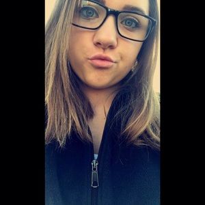 Meet your Posher, Megan