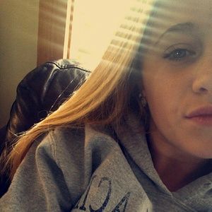 Meet your Posher, Risa