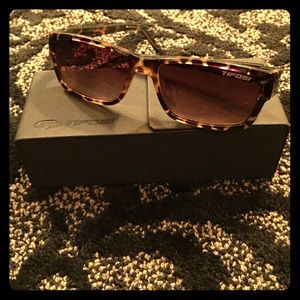 Tortoise Sunglasses☀️NWOT