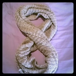 Infinity scarf