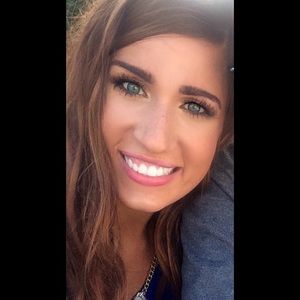 Meet your Posher, Tina