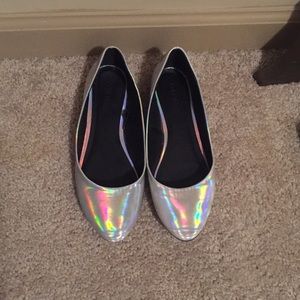 Holographic flats