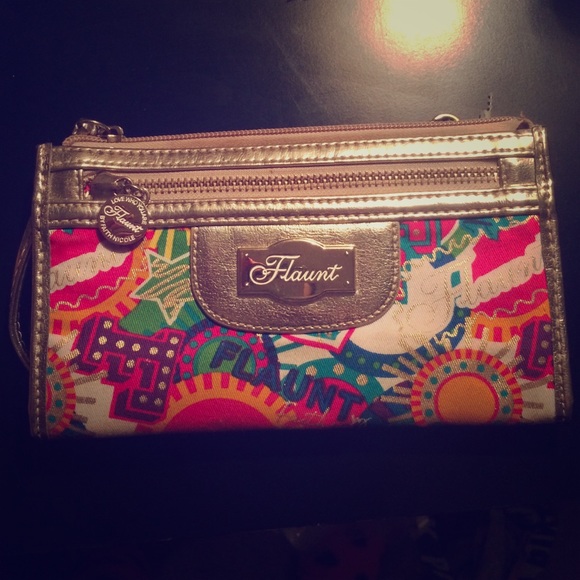 Graffiti Inspired Flaunt Wallet