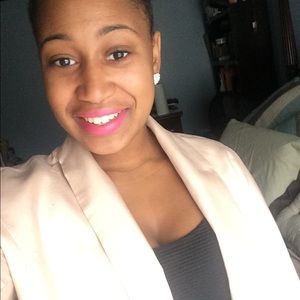 Meet your Posher, Jaida