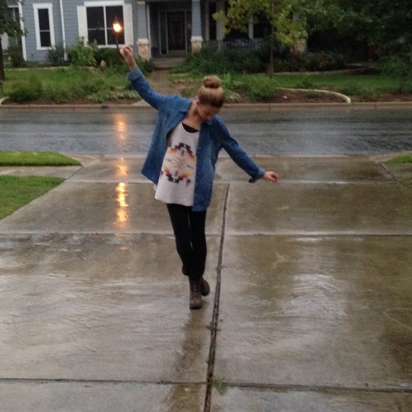 Meet your Posher, Emily