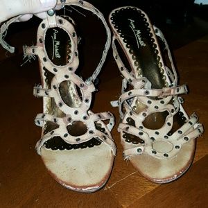 Anne Michelle heels