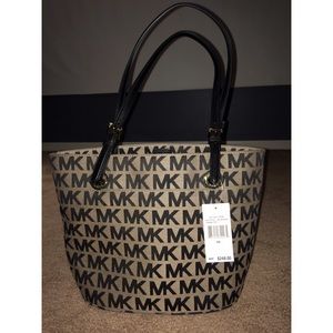 Authentic Michael Kors purse