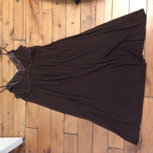 Brown dress