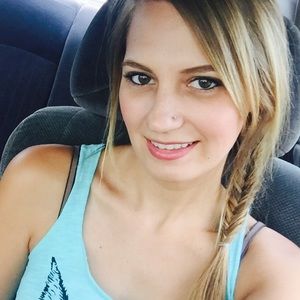 Meet your Posher, Bethany