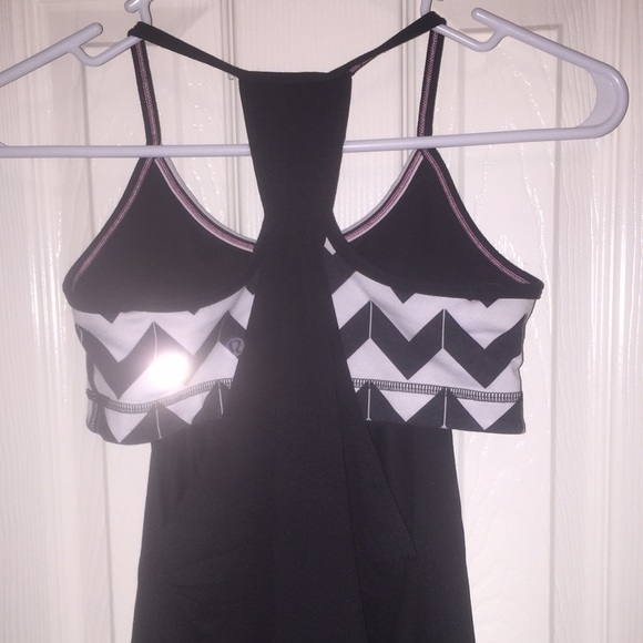 Black and white Lululemon No Limits Tank - Picture 2 of 4