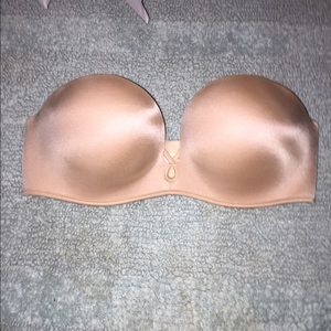 Victoria's Secret strapless bombshell bra
