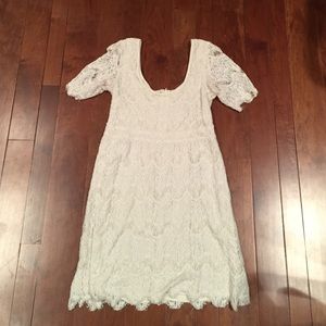 Lace dress M- urban outfitters lowered pricing!