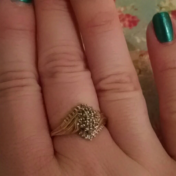 *REDUCED*Gold diamond ring