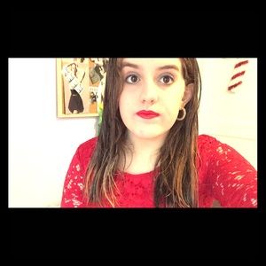 Meet your Posher, Caroline