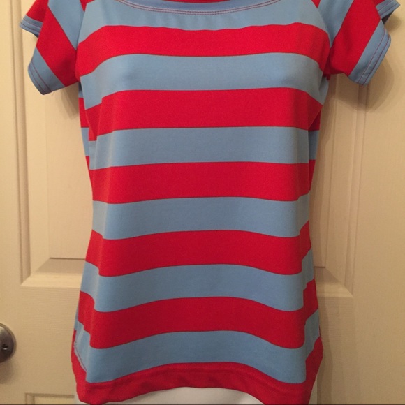 Red&blue short sleeve top. Worn twice! Mint cond! - Picture 2 of 2
