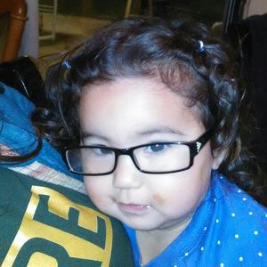 Meet your Posher, Genevieve