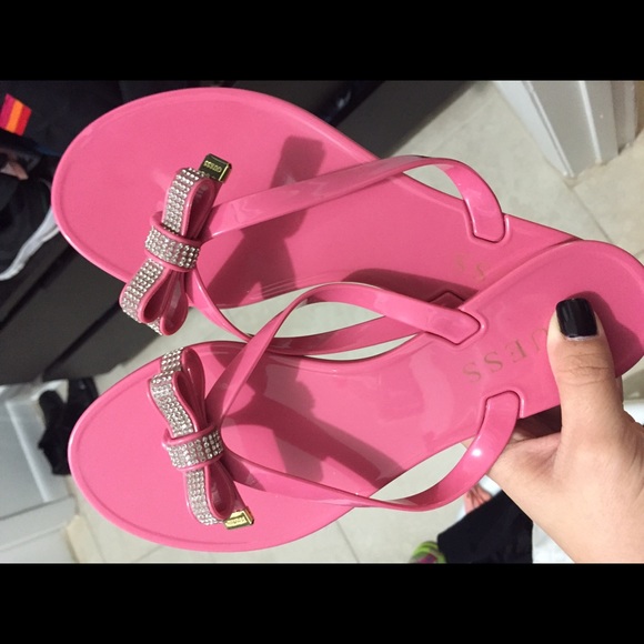 Guess thong sandals
