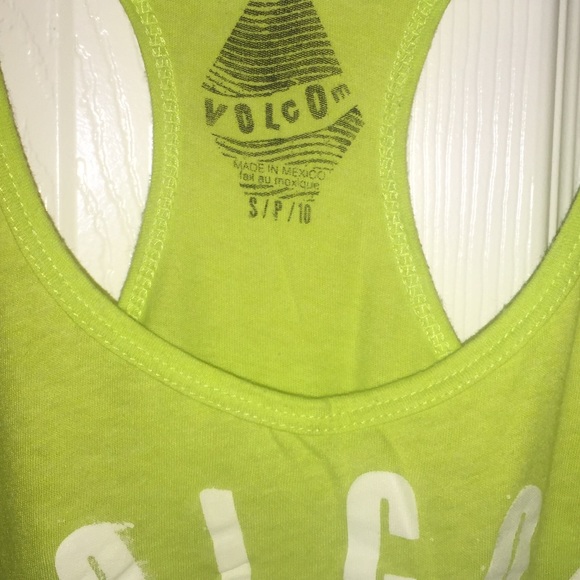 Volcom Tank - Picture 2 of 3