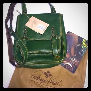 Patricia Nash Valencia Flip cross body "green"