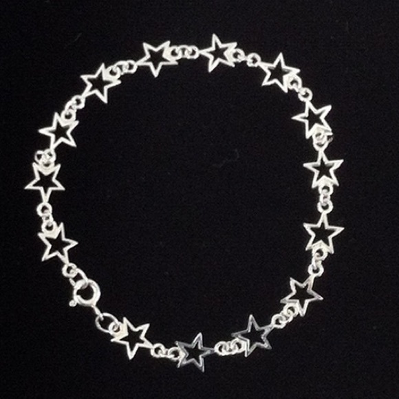 ⭐️ 7" Sterling Silver Cut Out Star Bracelet - Picture 2 of 2