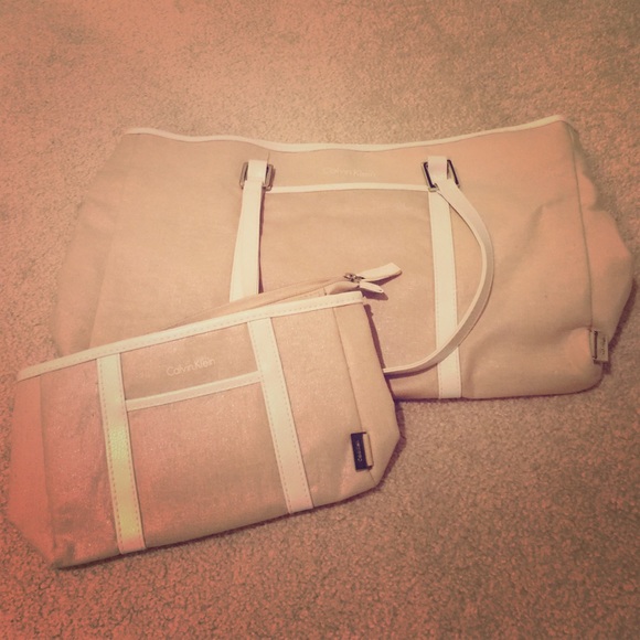 Calvin Klein travel tote with pouch - shiny beige