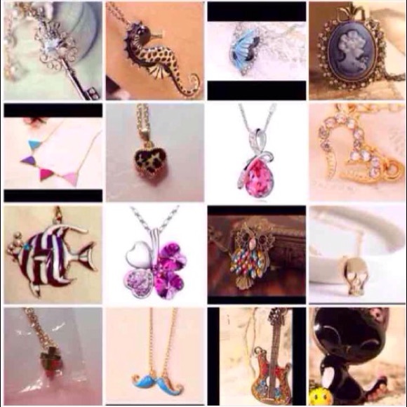 Lot of 16 Necklaces