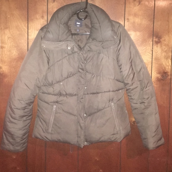 Taupe puffy coat