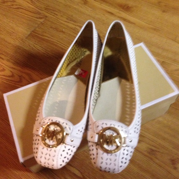MICHAEL Michael Kors Shoes - Michael Kors cute flats