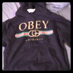 Obey sweater