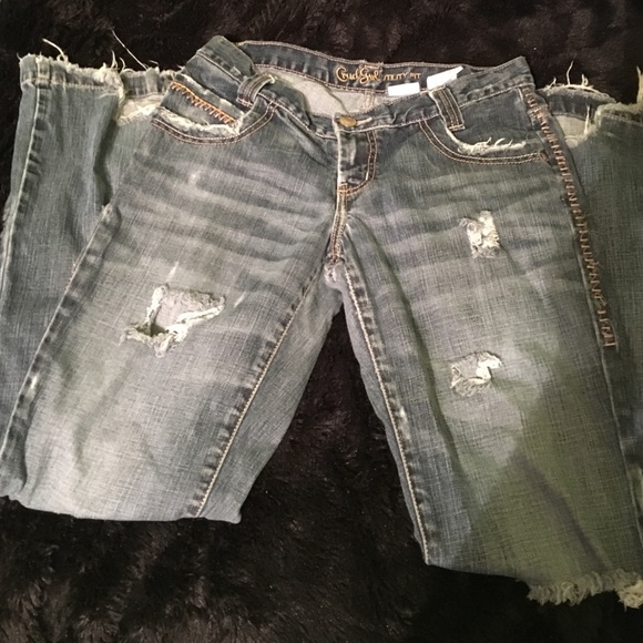 Cruel Girl Utility Fit Distressed Jeans!