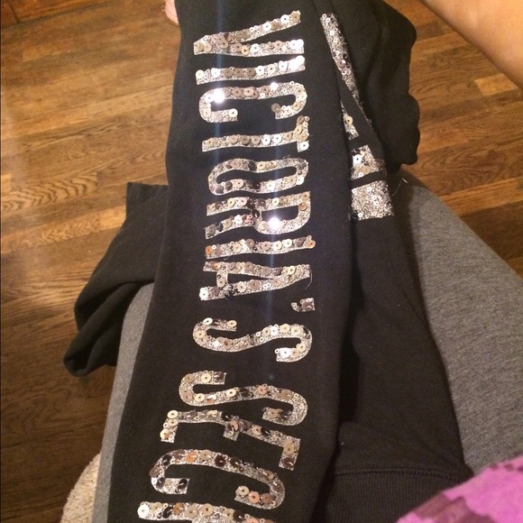 Vs zip up - Picture 2 of 3