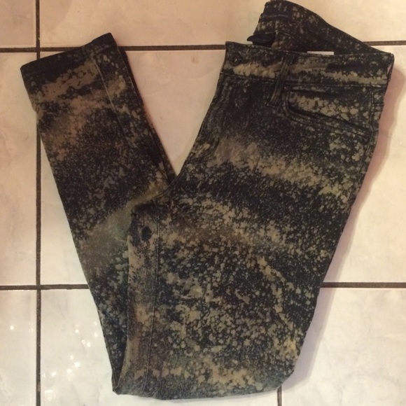 Levi's Denim - DIY Levi Jeans