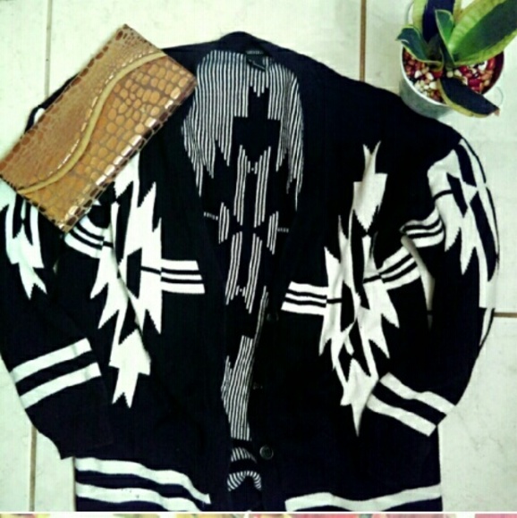 Tribal cardi